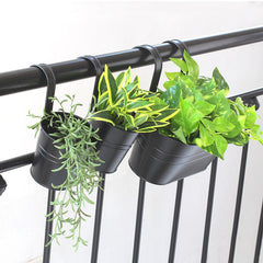 Detachable Double Hook Oval Metal Planter for Balcony